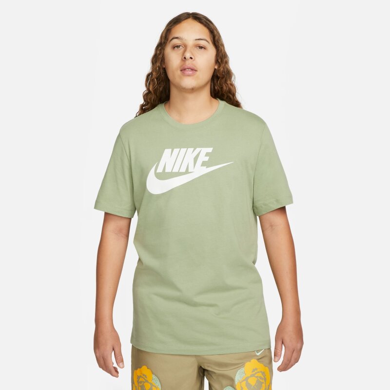 Nike T-Shirt Sportswear stormbreaker.de, | green oil 24,99 €