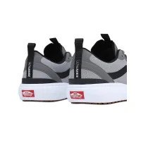 Vans Schuh Ultrarange Exo grau/schwarz pewter